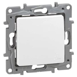 Niloé IP44 fehér 106 nyomógomb Legrand 764525